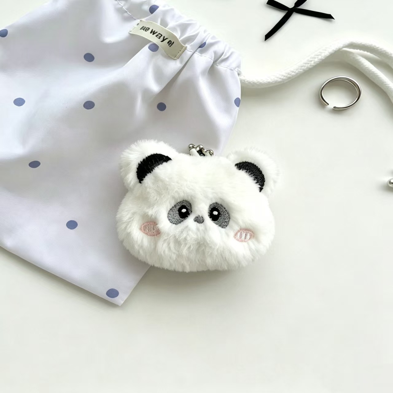 Cartoon Pig, Bear, and Chicken Plush Brooches, Bag Charms, Hair Clips, Hairbands, Shoe, Clothing, Hat, and Sock Decoration Accessories