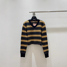 miu家25秋季新品雪花图案费尔岛条纹撞色针织显瘦百搭毛衣女少女