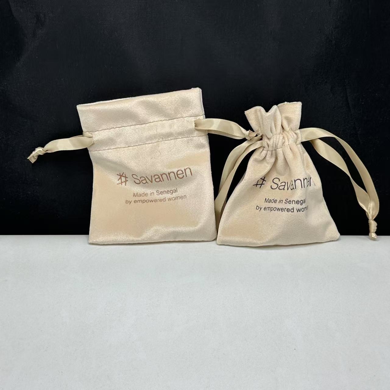 厂家批发丽丝绒束口袋定制 移动电源抽绳收纳袋珠宝玉石项链