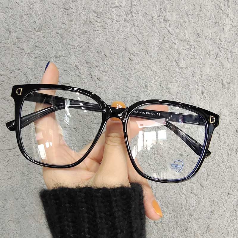 Xiaohongshu D's Popular Same Style Plain Glasses Frame for Women Retro Anti-Blue Light Flat Myopia Plain Glasses Frame for Men Xiaohongshu D's Popular Same Style Plain Glasses Frame for Women Retro Anti-Blue Light Flat Myopia Plain Glasses Frame for Men