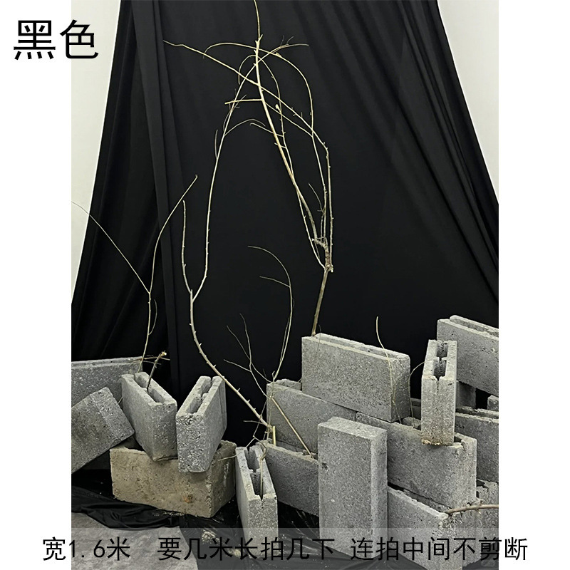 結婚祝い用の生地のシャンパン色は平板布の結婚前の布のカーテンを飾ってシーンを作って結婚式のウェディングベールの生地を配置します。|undefined