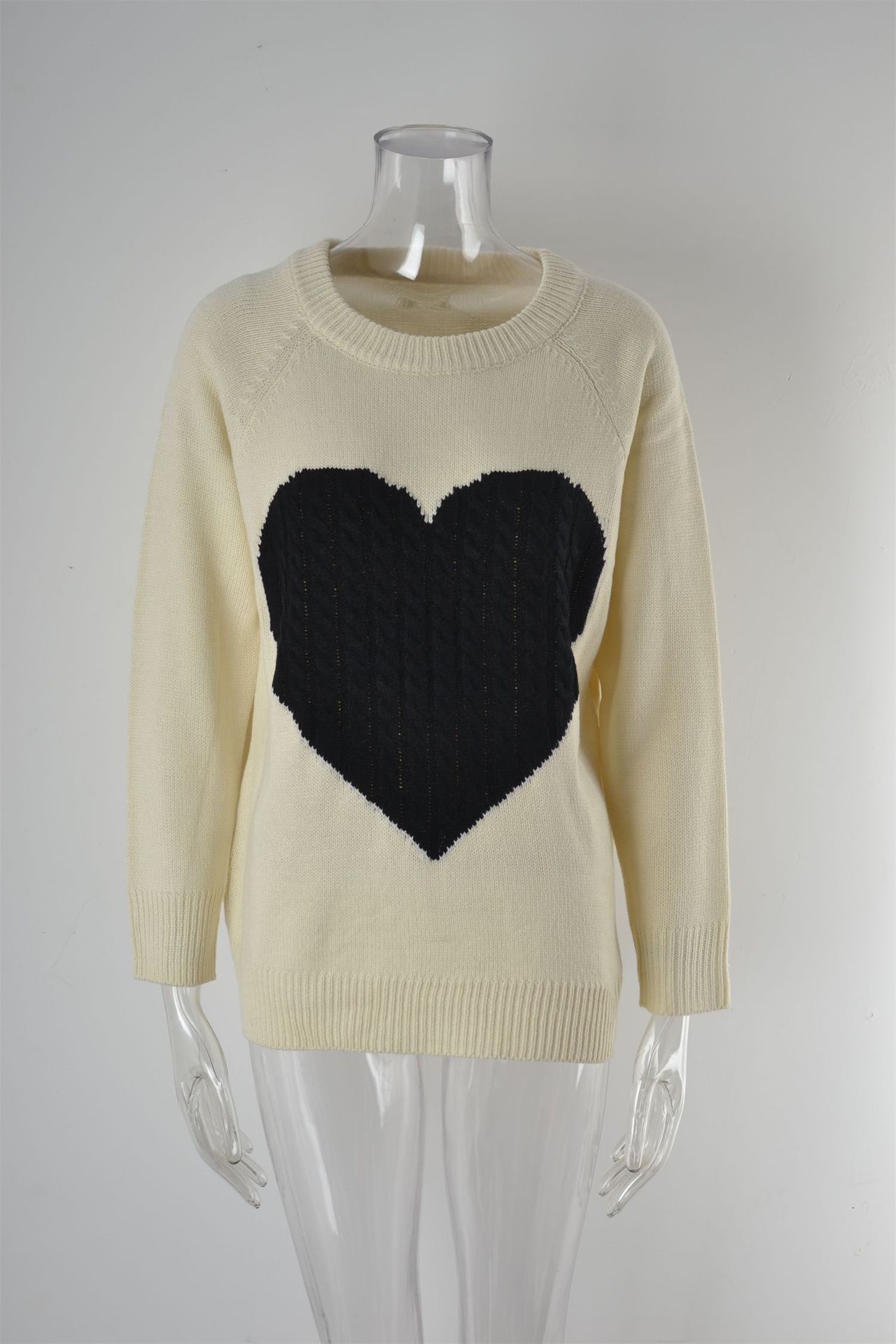 Women's Sweater Long Sleeve Sweaters & Cardigans Hollow Out Fashion Heart Shape display picture 33