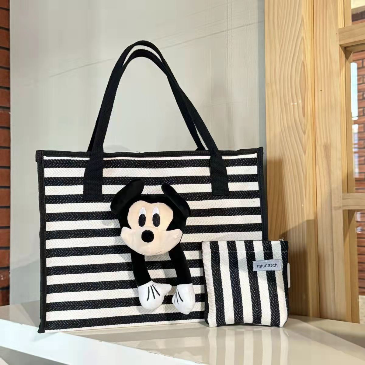 Cute lienzo a rayas de dibujos animados de gran capacidad tote mommy viaje viaje de viaje bolsa de compras muñeca de peluche bolso de hombro