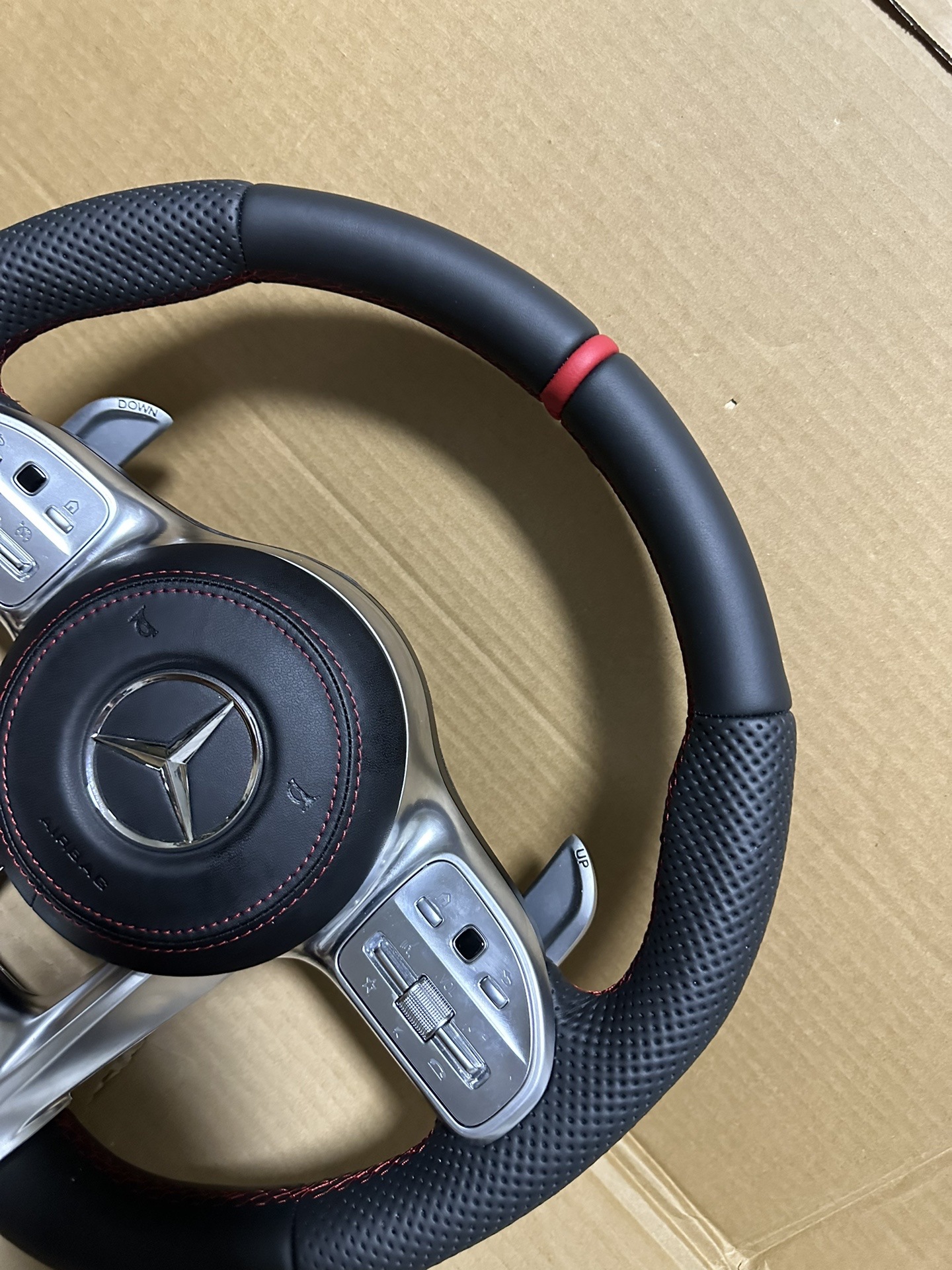 Mercedes-Benz steering wheel 809CLA C-Class E-Class S-Class ML old model upgraded to new model steering wheel C200E300 AMG