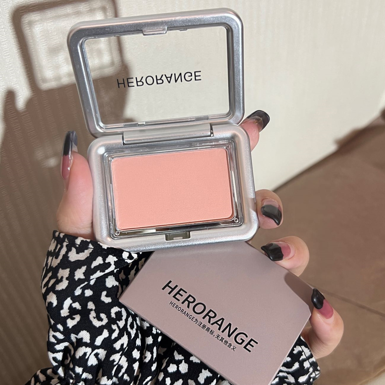 HERORANGE~slightly drunk atmosphere powder blusher blood rose transparent shell mother raw olive skin day dish lasting natural