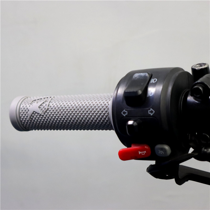 Motorcycle Handlebar Rubber Sleeve, Motorcycle Off-Road Vehicle, Street Car, Sports Car Modification Accessories, Throttle Grip Rubber Sleeve, Non-Slip and Wear-Resistant