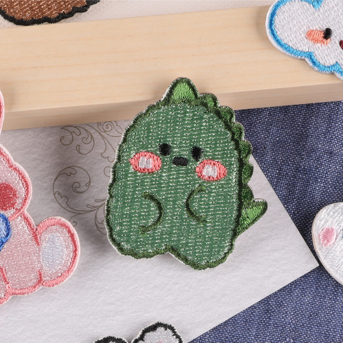 Computer embroidered logo cartoon cute animal head embroidered chapter clothing accessories clothing and hat accessories patch self-adhesive cloth stickers