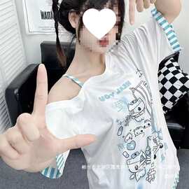 厂家直销日系卡通小猫条纹斜领辣妹水色印花短袖上衣松软亚文化T