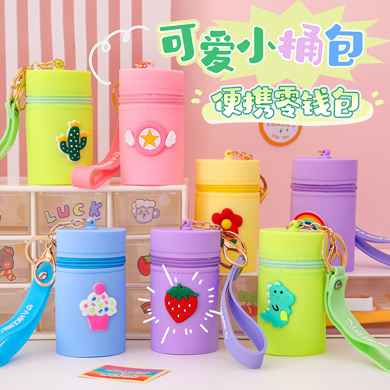 Cute Mini Bucket Bag Portable Bucket Coin Purse Silicone Coin Bag Headphone Storage Bag Pendant Keychain