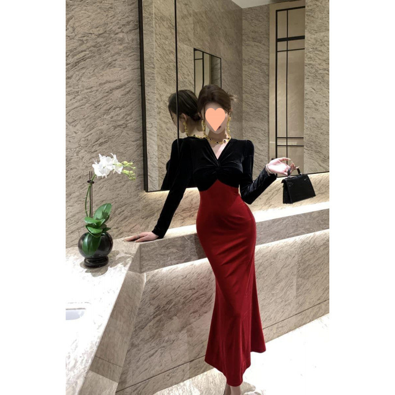 2026 Autumn/Winter New Collection: Cross-strap Silk Velvet Patchwork Color-Block Dress, Elegant French-Style Evening Gown