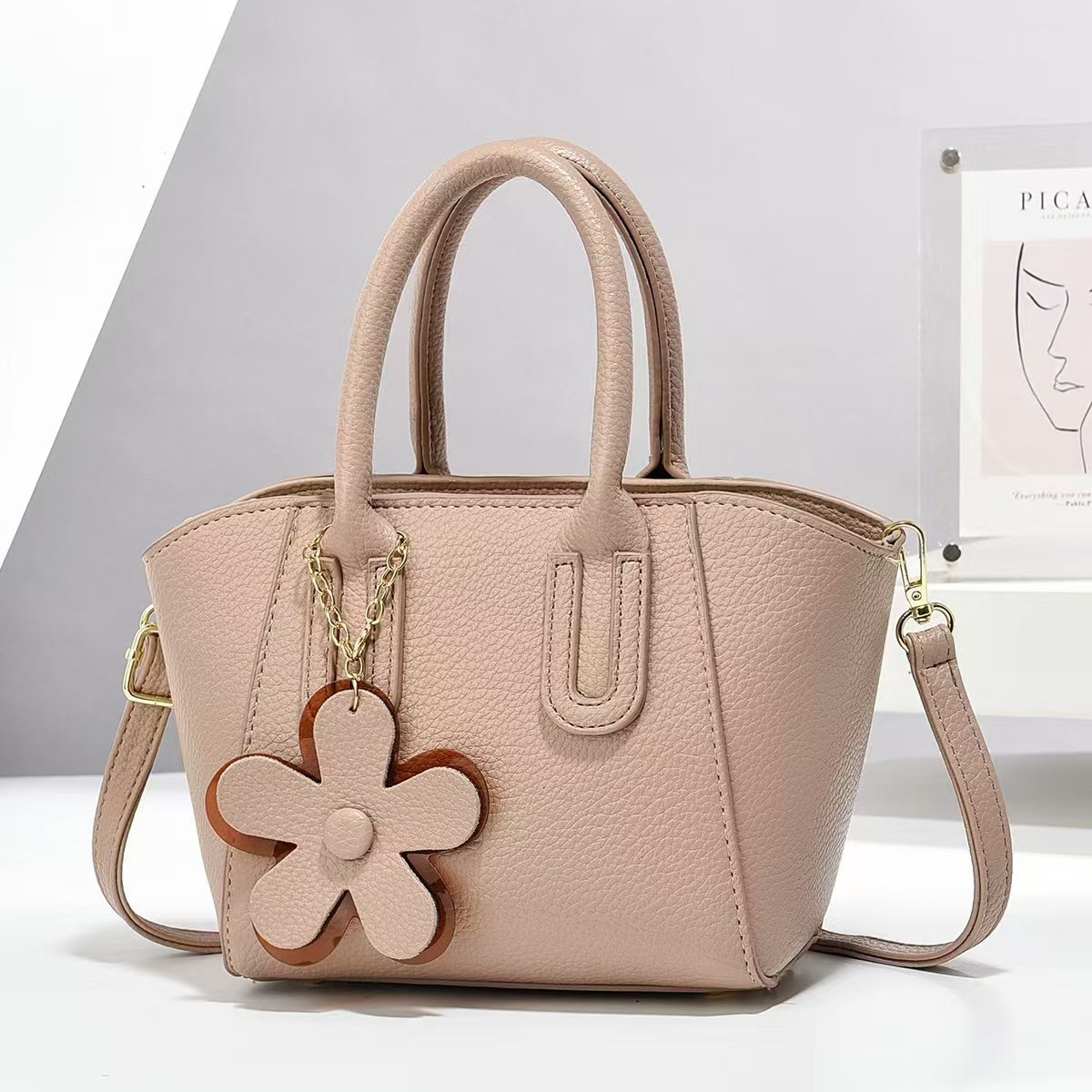 Fabricantes 2025 bolsos de mano de moda texturas coreanas de hombro de una sola forma de bolsa de comercio exterior para mujeres nuevas bolsas para mujeres