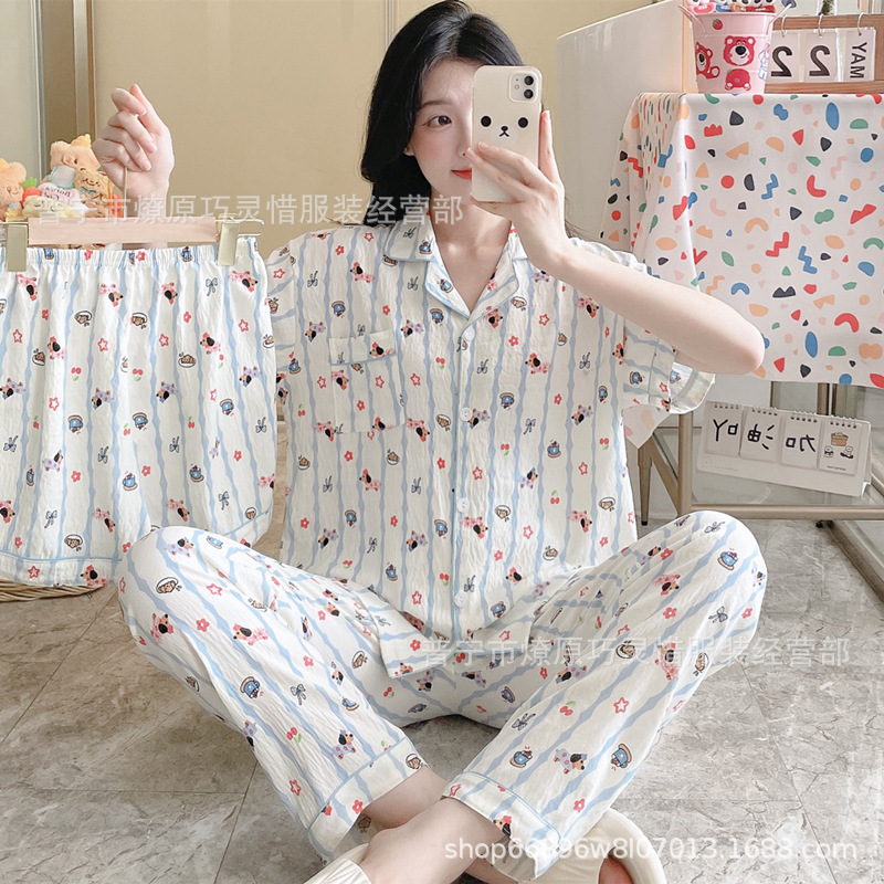 Pequeño pijama de corazón de melocotón para mujeres tres piezas de verano nubes de algodón se puede usar pantalones de manga corta para estudiantes de dibujos animados ropa para el hogar
