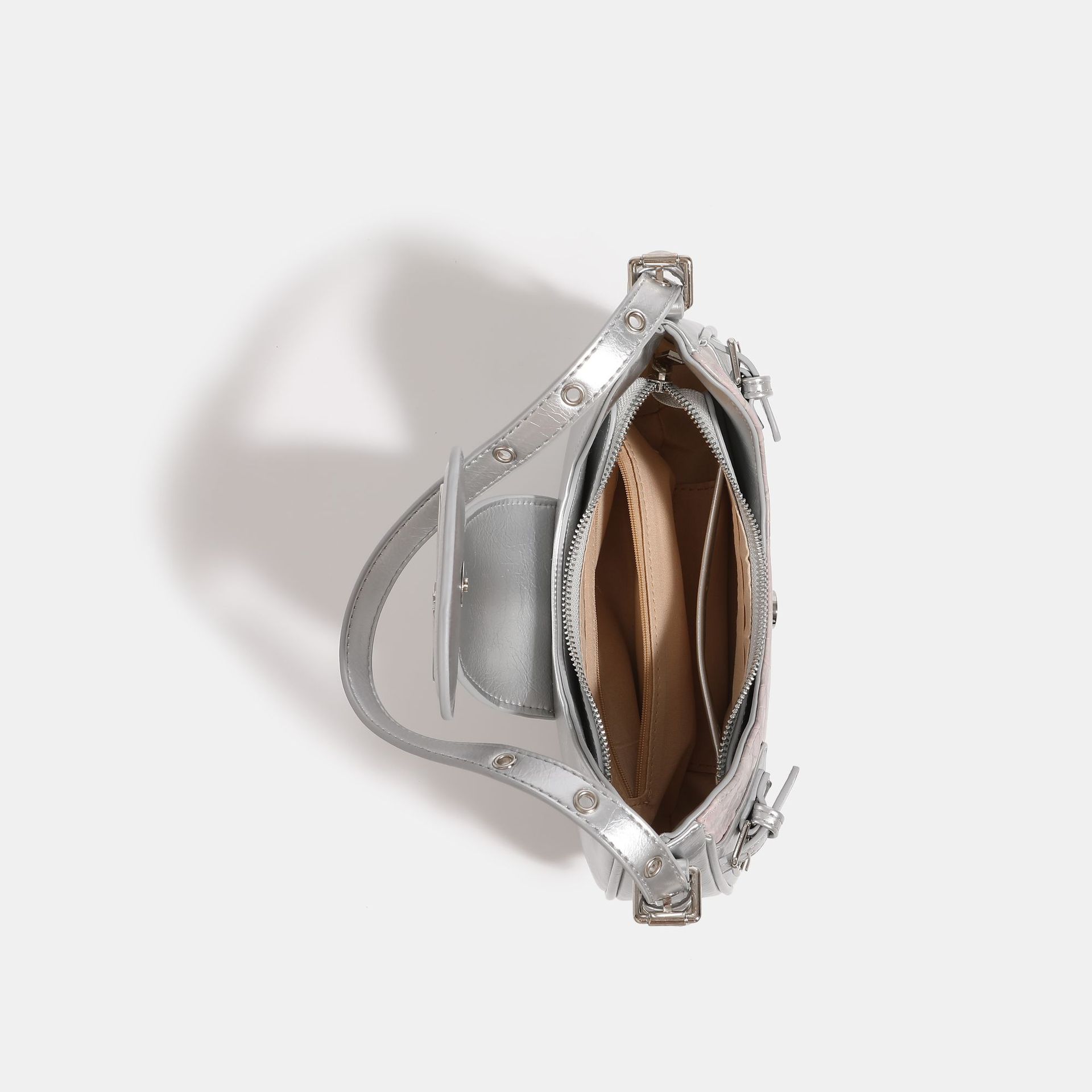 Millennium Hot Girl bolso de la motocicleta 2023 nuevo nicho femenino diseño de cocodrilo patrón axila bolsa de niebla Rosa hombro bolsa de mensajero