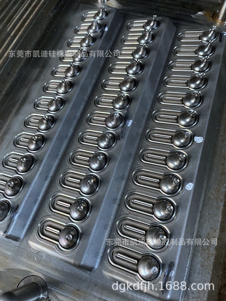 硅胶耳塞 耳塞套 键盘套 滚轮套 硅胶模 橡胶模 各类耳塞模具加工