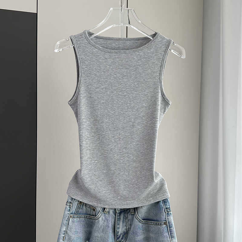 Summer Thin Off-The-Shoulder Tank Top for Women, Sleeveless Camisole, Slim Fit, Ribbed, Stylish, Suitable for Wearing under a Blazer or Alone Summer Thin Off-The-Shoulder Tank Top for Women, Sleeveless Camisole, Slim Fit, Ribbed, Stylish, Suitable for Wearing under a Blazer or Alone
