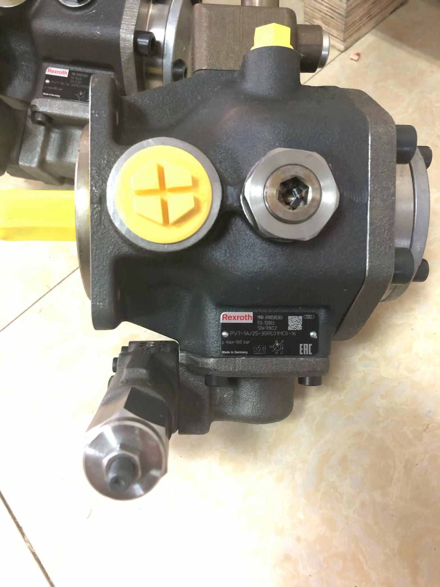 PV7-1A 25-30RE01MC0-16 (1).jpg