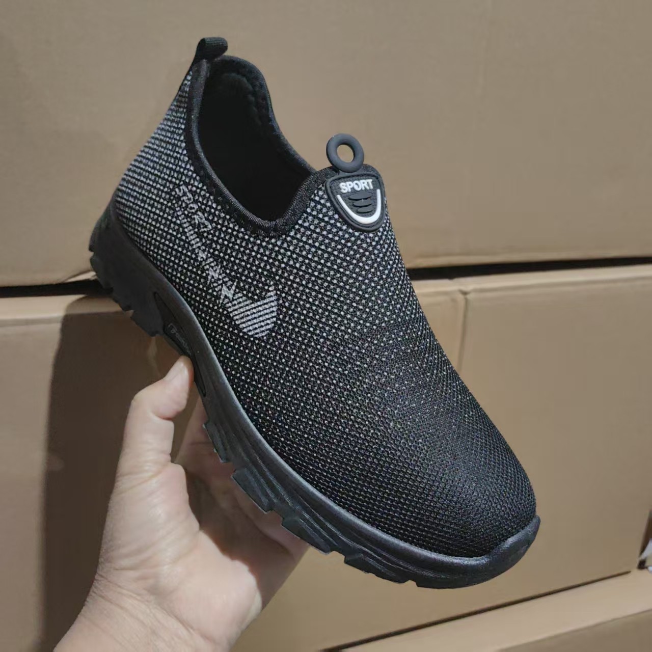 2025 New Autumn Men's Cloth Shoes with Sponge Slip-On Men's Sports Shoes Casual and Comfortable Street Stall Supply Shoes