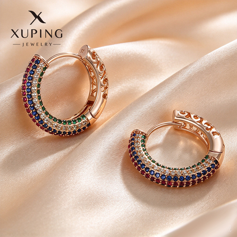 Pendientes de Aro con Zirconia de Aleación de Cobre Bañado en Oro de 18K