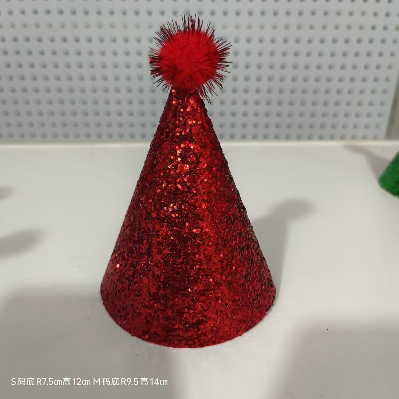 Amazon cross-border pet cumpleaños sombrero perro gato niño cumpleaños party polvo brillante sombrero vestido de baile