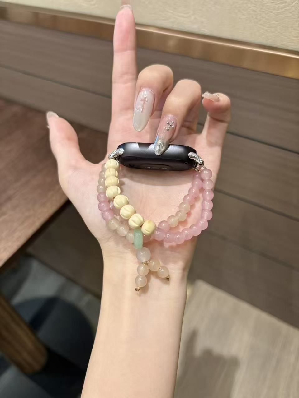 Watch strap, two-color beaded bracelet