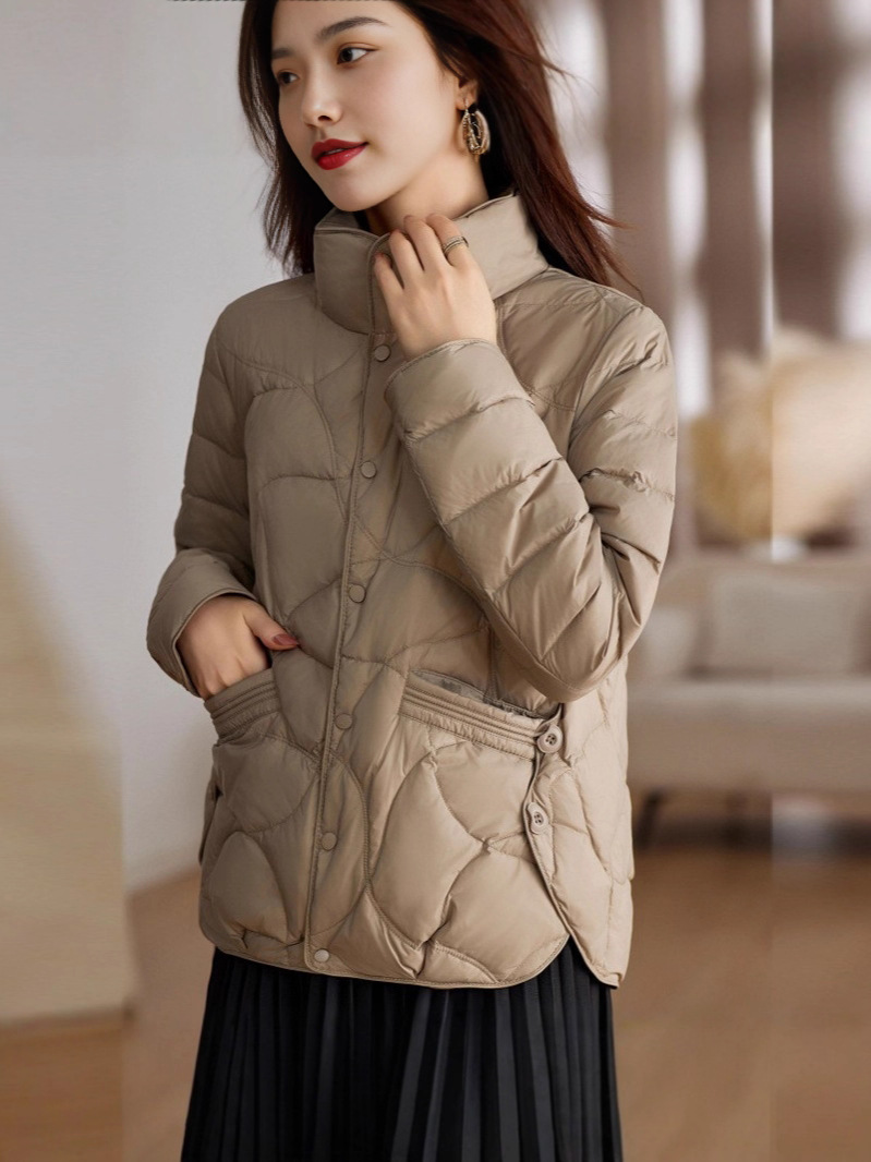 short fashionable winter light and thin velvet keep warm down jacket