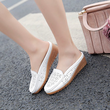 真皮包头拖鞋女外穿2025夏新款坡跟女厚底中老年妈妈凉拖透气