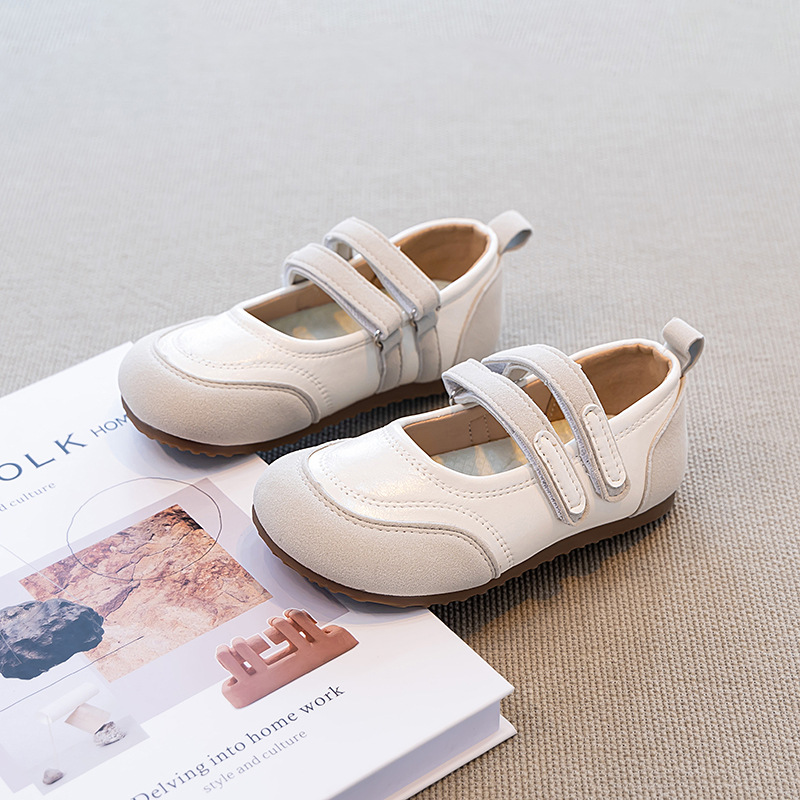 Zapatos de cuero para niñas, zapatos de cuero superficiales de Marizhen, 2025 otoño, nuevos zapatos de belleza de base suave para niñas, zapatos de princesa para niños, moda image 5