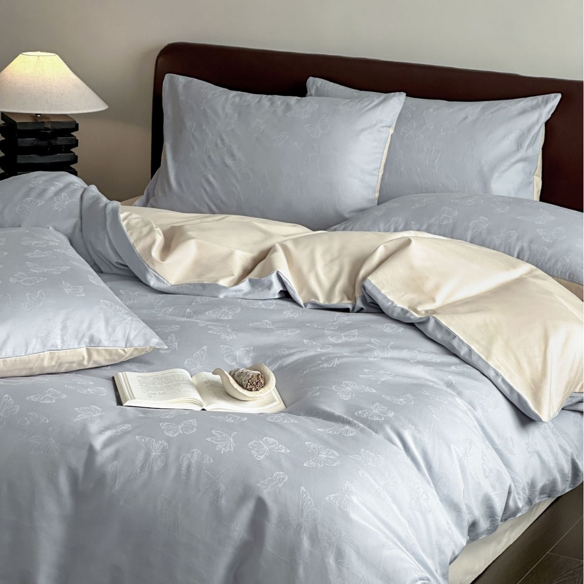 Juego de cama de cuatro piezas de algodón jacquard 100S de alta gama, juego de cuatro piezas de algodón puro para otoño e invierno, cálido y grueso.