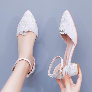 4���׷��ָ����^�п՛�Ь���������\�ڰ�ɫ�ٽz�WƬ����߸�ЬŮ