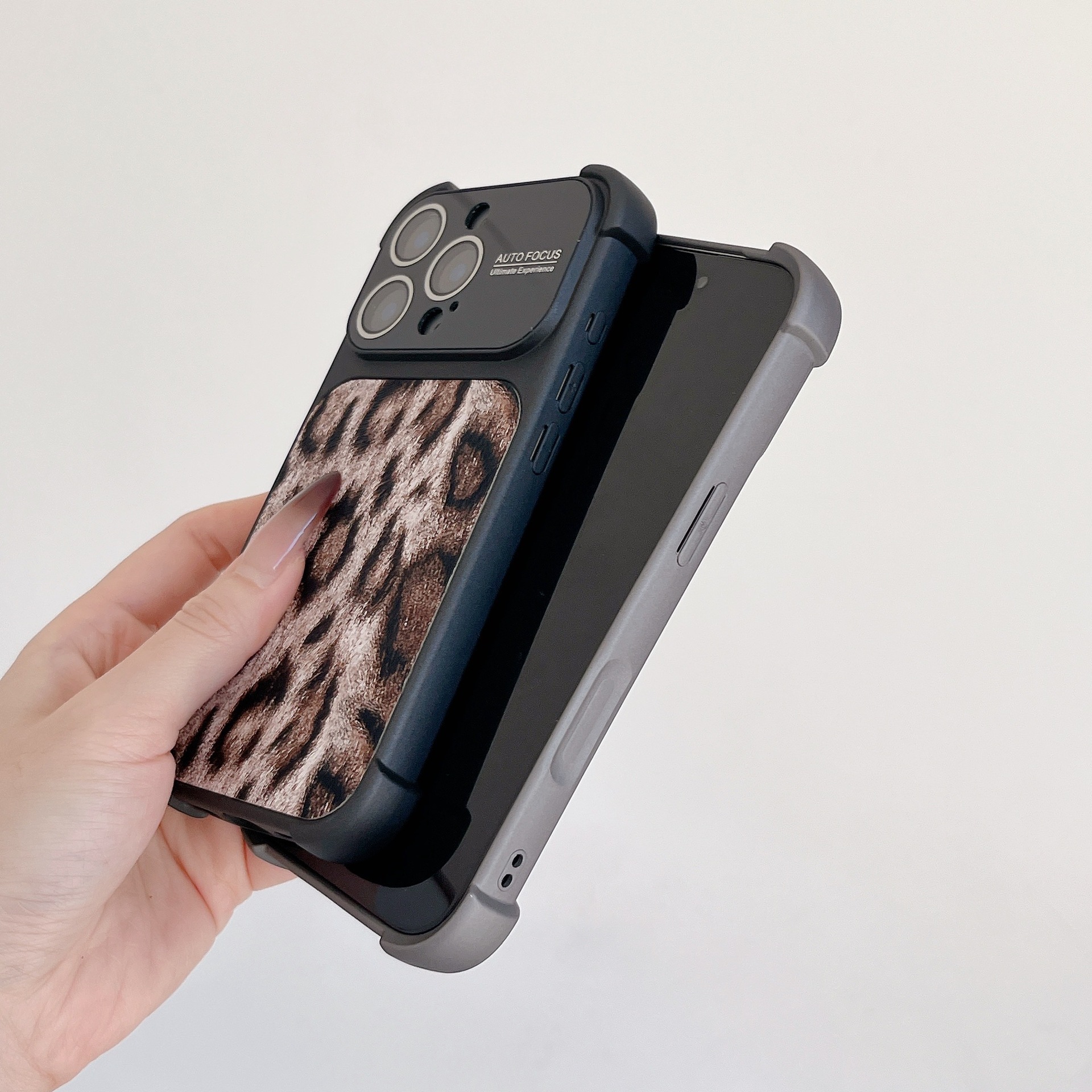 704811E8-E595-4863-8925-D0D0C4