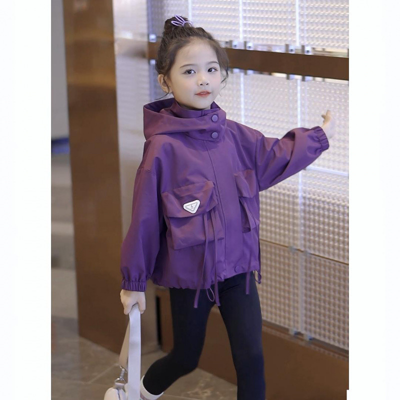(2개) 소녀의 봄과 가을 코트 2024 가을 새로운 어린이 서양식 어린 소녀의 경량 후드 스포츠 캐주얼 탑