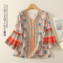 实拍2025夏新款民族风V领七分袖女设计感薄款上衣气质衬衣女