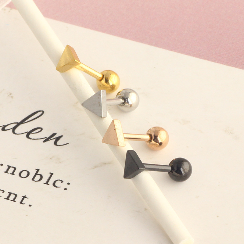 Pointed titanium steel lip stud product view