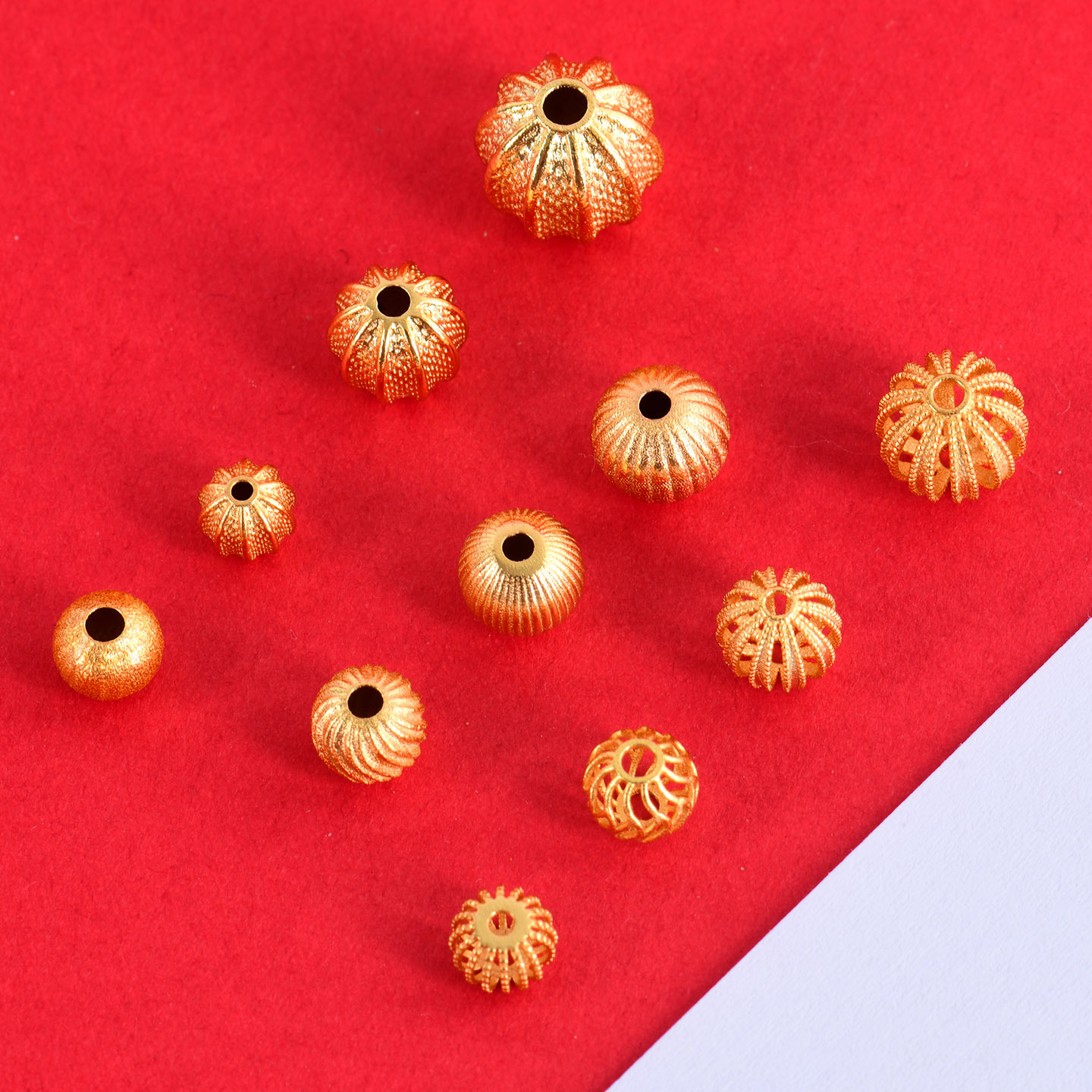 24K Gold-Plated Brushed Gold Beads Spacer Beads Bracelet Accessories Vintage Round Beads DIY Jewelry Bracelet Hollow Design Strong Color Retention