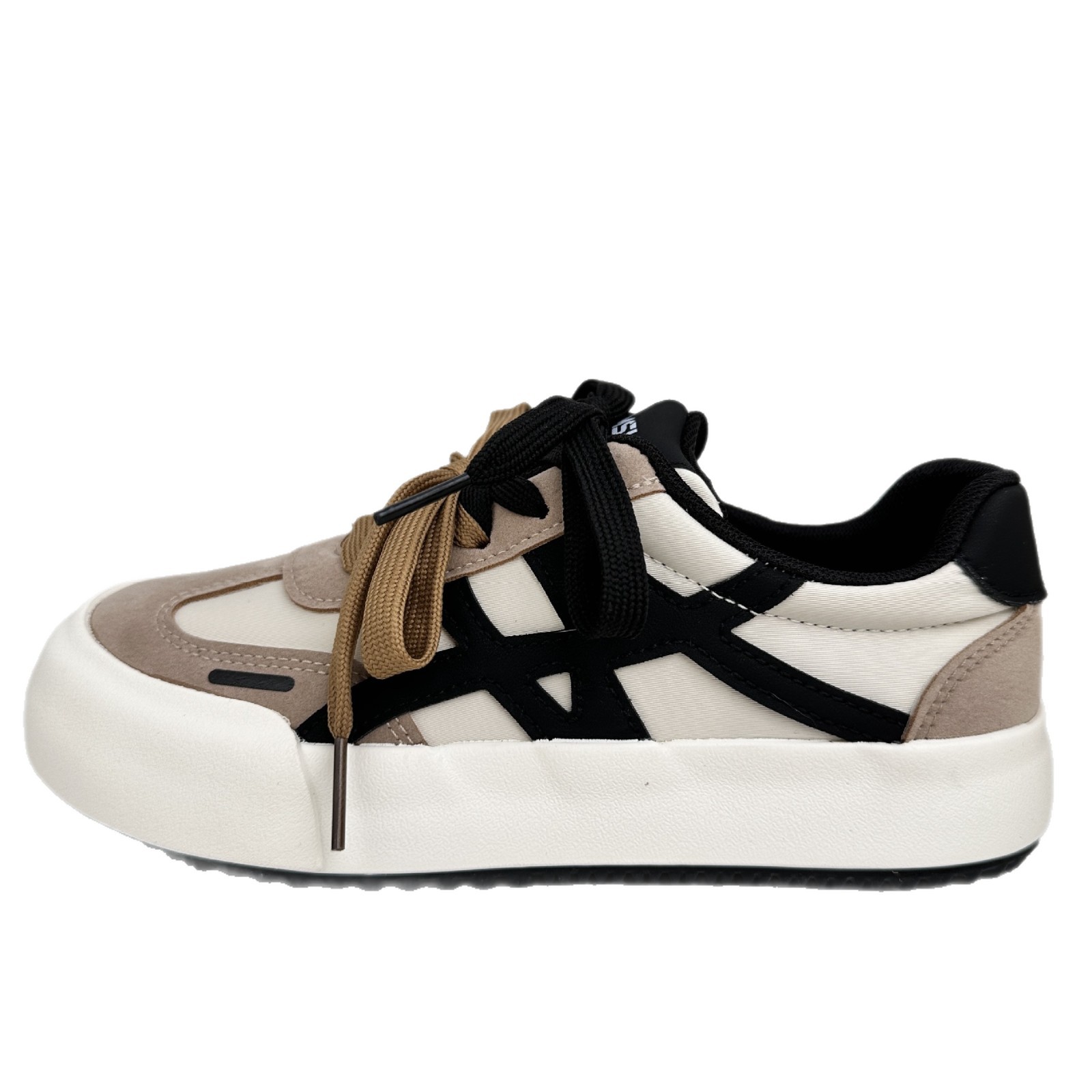 6676 retro puerto de estilo grueso zapatos de suela para mujeres 2025 otoño nuevo estilo de moda universal nicho zapatos deportivos casuales de entrenamiento moral