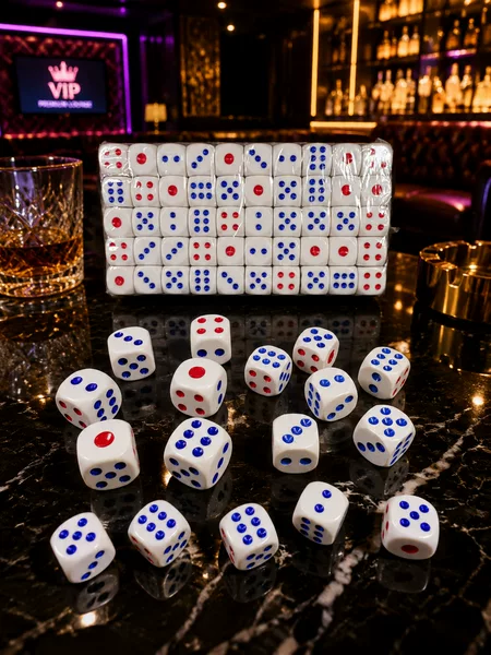Red and blue dot dice for bars, KTV, board games, entertainment dice, bulk No. 12 plastic dice props