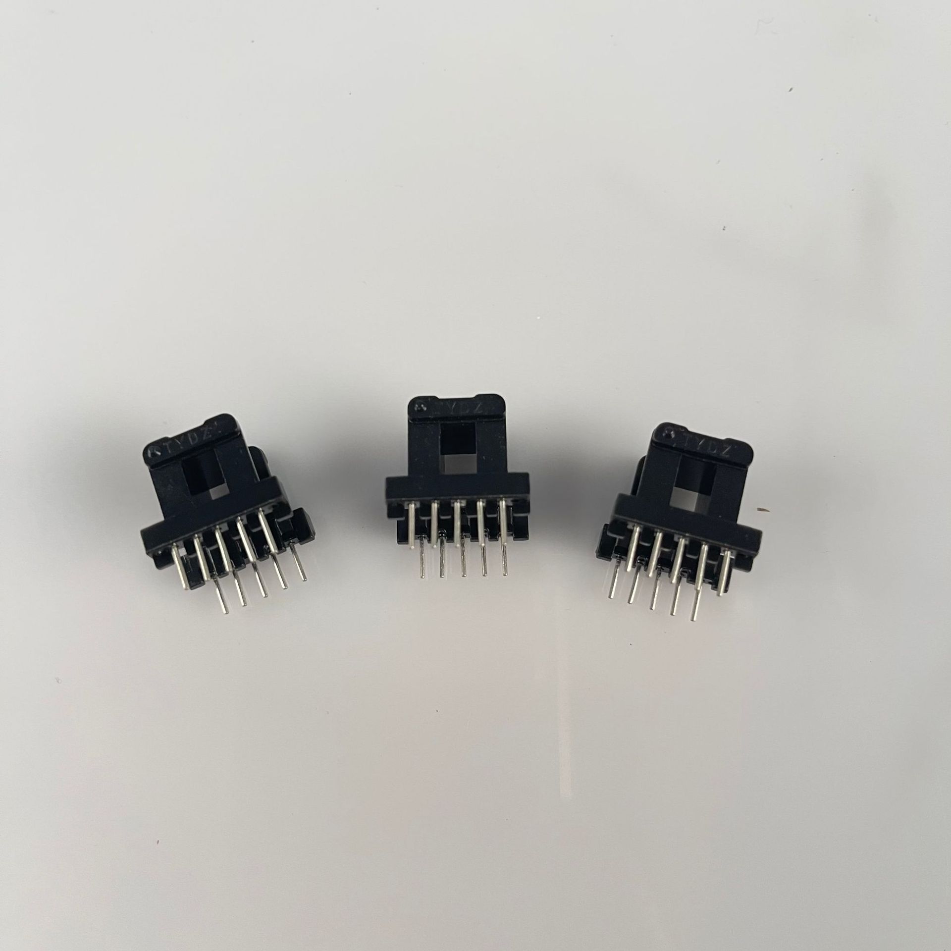 563b6bcd844068c2d997a634d09849