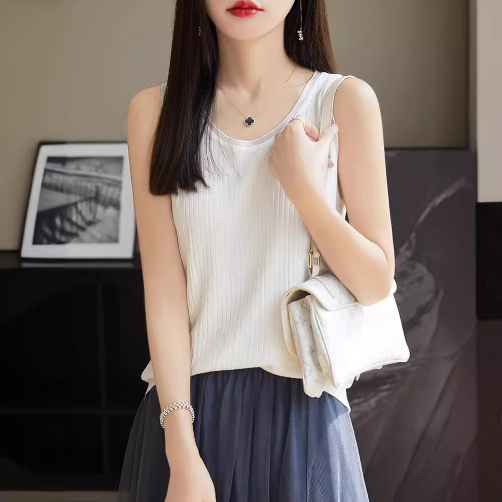 Knitted T-shirt