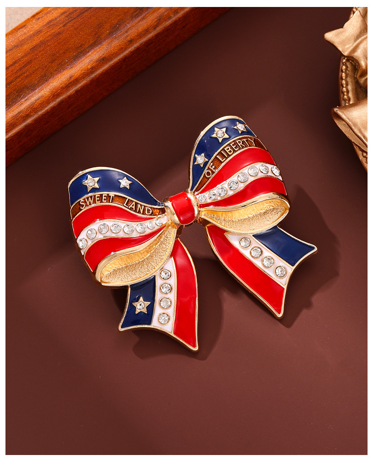 American Flag Bow Brooch, Stars and Stripes Enamel Pin, Independence Day Themed Bag and Clothing Decoration Accessory