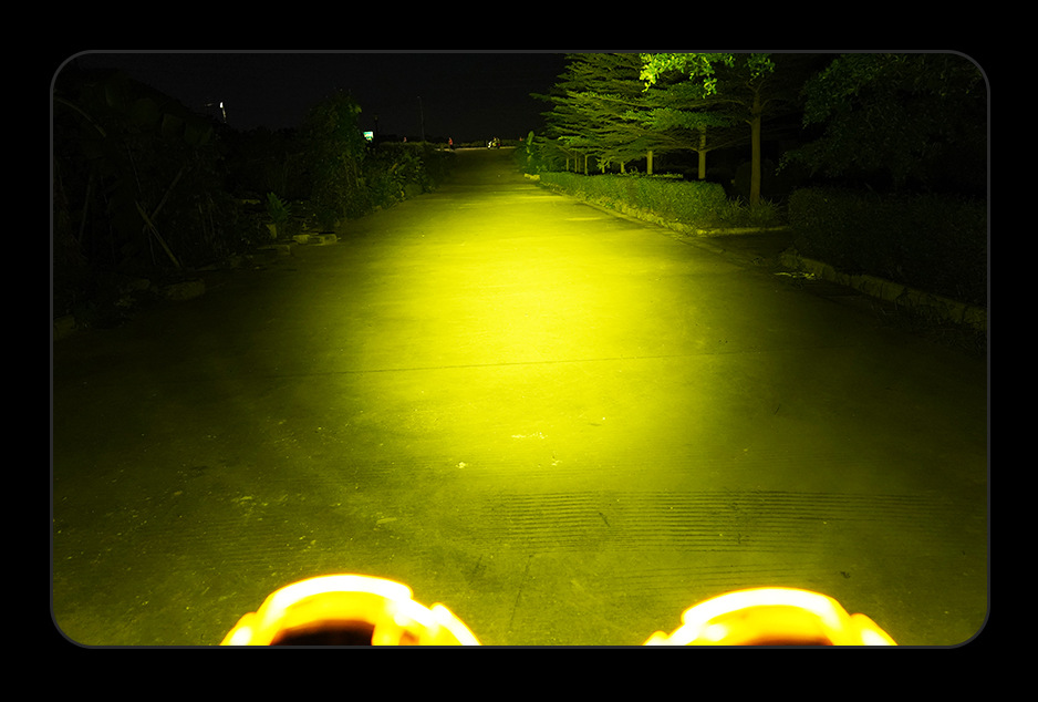 Motorcycle Seven-Bead Spotlight with Quick-Release Cable, Daytime Running Light, Horn, Flashing Led for Motorcycles and Electric Vehicles, Cross-Border Export