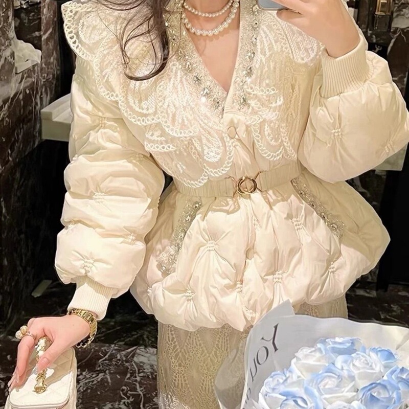 2026 Autumn/Winter New Women's Cotton Jacket Korean Style Sweet Heavy Rhinestone Doll Collar Waist-Cinching Slimming Warm Cotton Coat