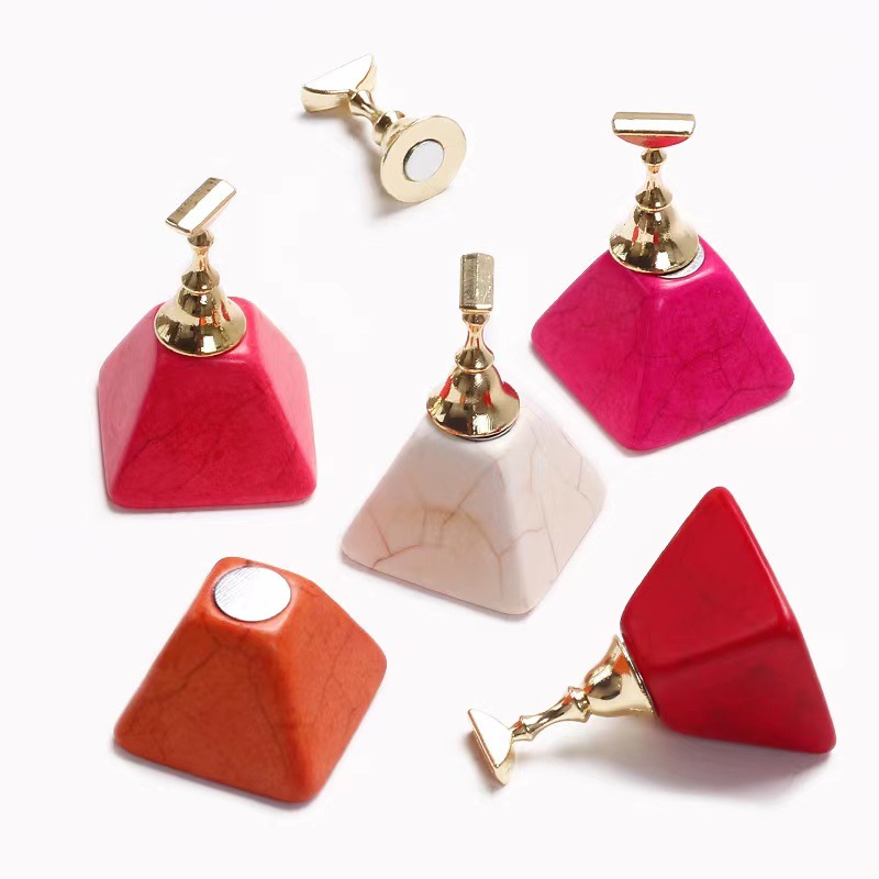 Nuevos productos transfronterizos base de piedra de pino magnetic piezas de manicure piezas de ajedrez de manicure para principiantes manicure师 fijo marco de práctica de manicure