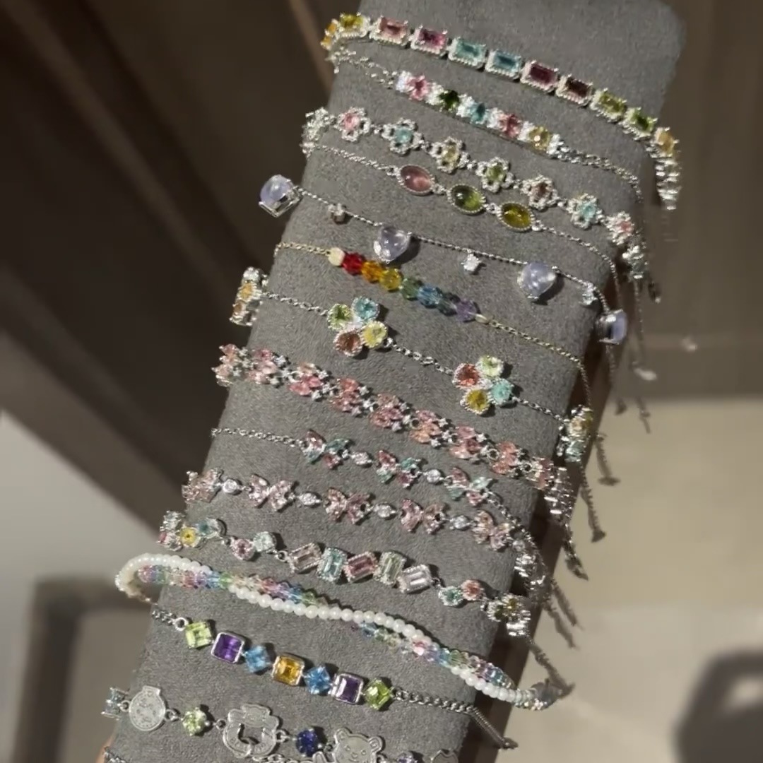 Elegant Streetwear Geometric Zircon Alloy Wholesale Bracelets display picture 1