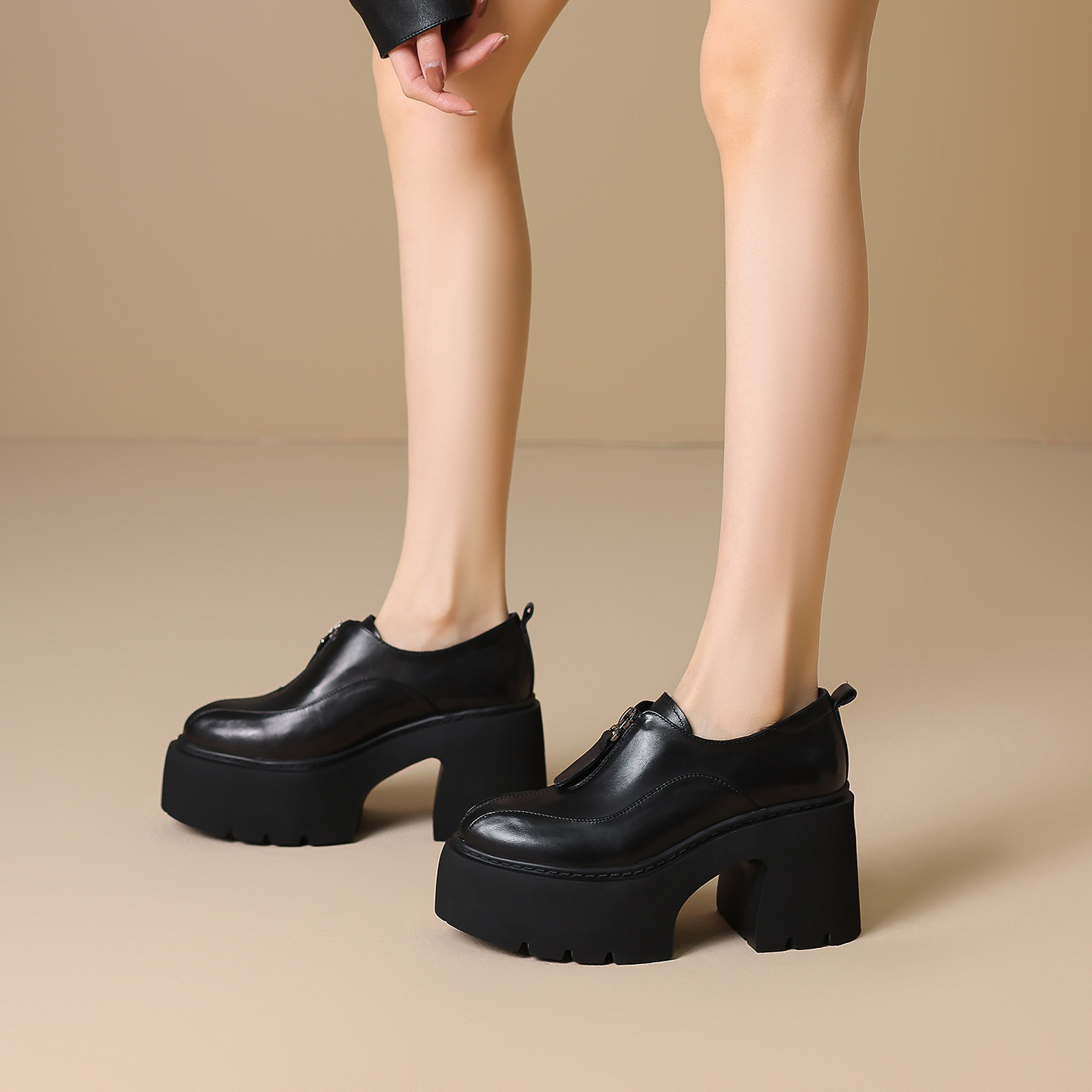 Giày loafer nữ đế xuồng da thật gót vuông phong cách Anh quốc — màu nâu