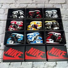 一双aj鞋模钥匙扣鞋盒系列3d篮球鞋套装包包挂件迷你鞋模饰品挂饰