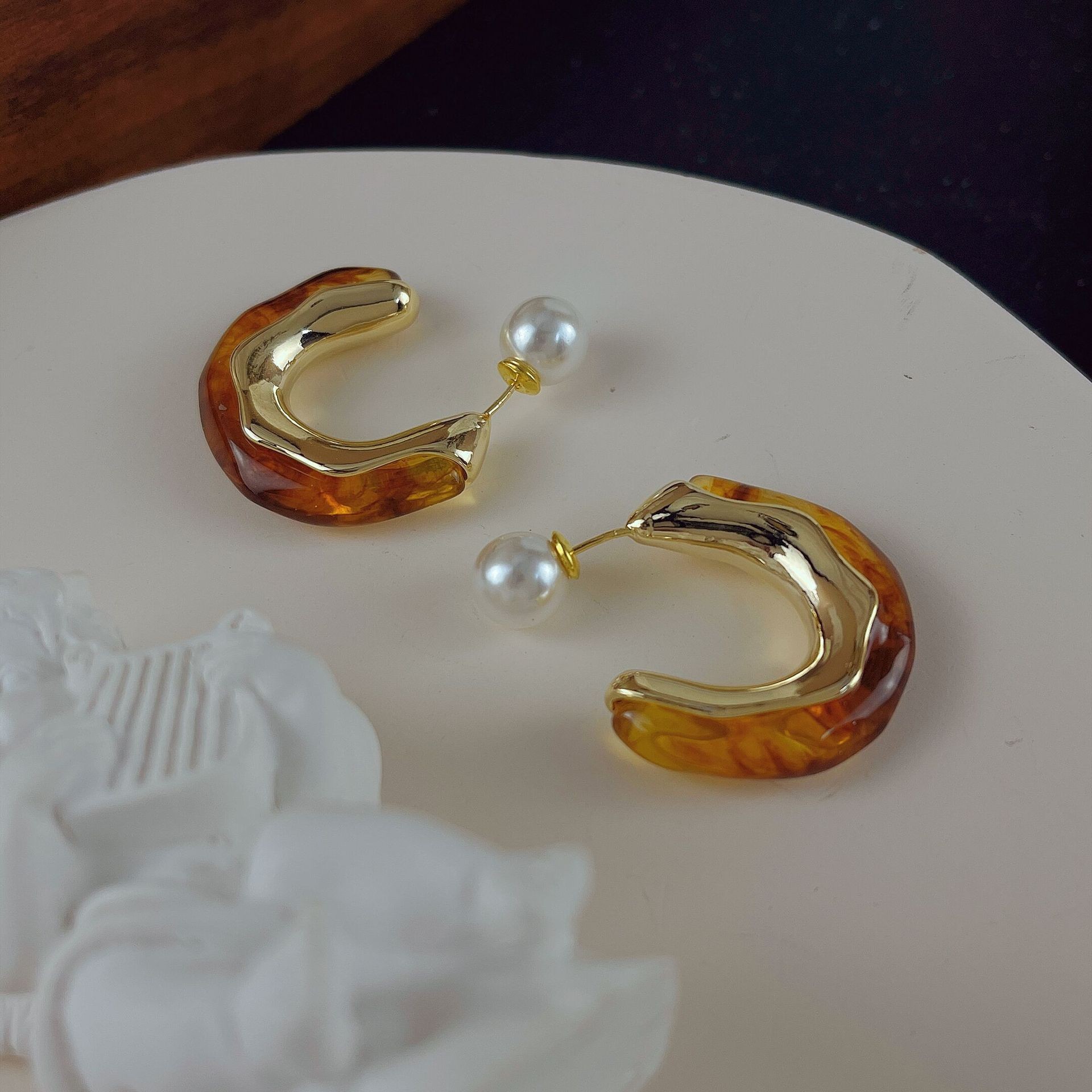 F7329A 브라운펄 C자형 귀걸이