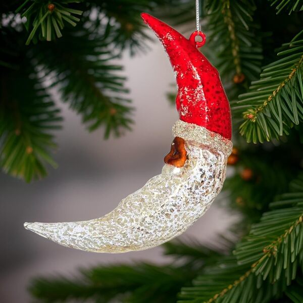 Glass decorations for elderly