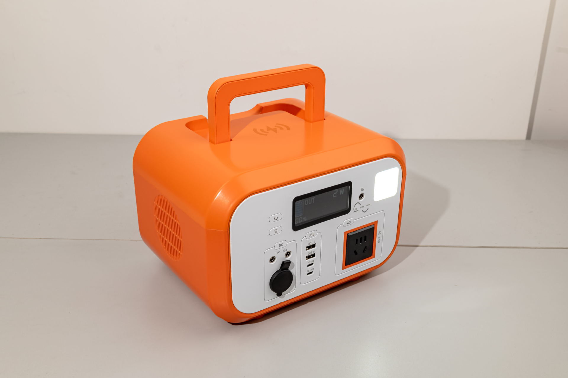 Fuente de alimentación móvil portátil al aire libre soporta ODM / OEM camping mercado nocturno puesto de alimentación de emergencia de viaje autónomo