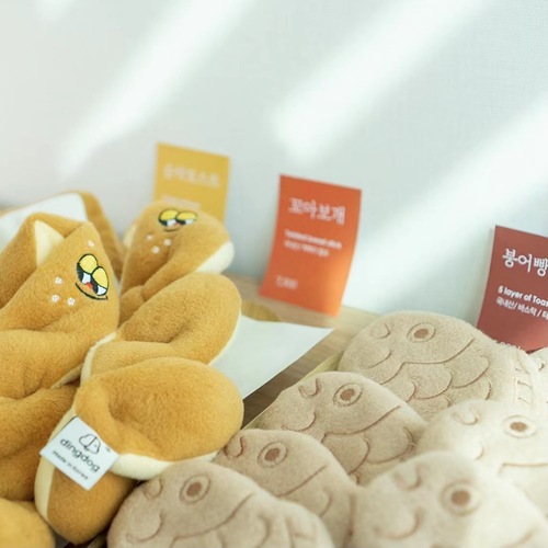 韩国新款ins长条面包法棍藏食嗅闻玩具 外贸宠物狗狗发声毛绒
