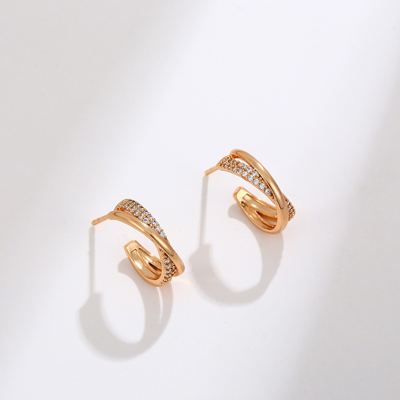 Joyería Xuding nueva moda simple cruz Stud pendientes femeninos nicho diseño temperamento pendientes de alto sentido pendientes en forma de C